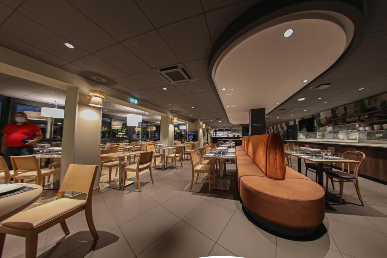 Ibis Styles Clermont-Ferrand Aeroport Hotel Exterior foto