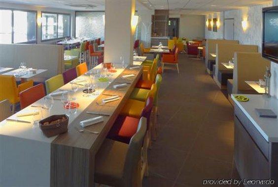 Ibis Styles Clermont-Ferrand Aeroport Hotel Restaurant foto